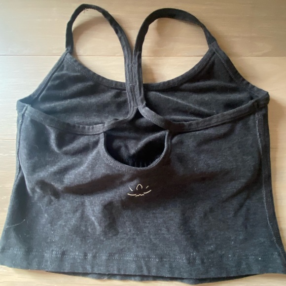Beyond Yoga Bundle 2 Crop Tanks XS Black - Picture 2 of 4